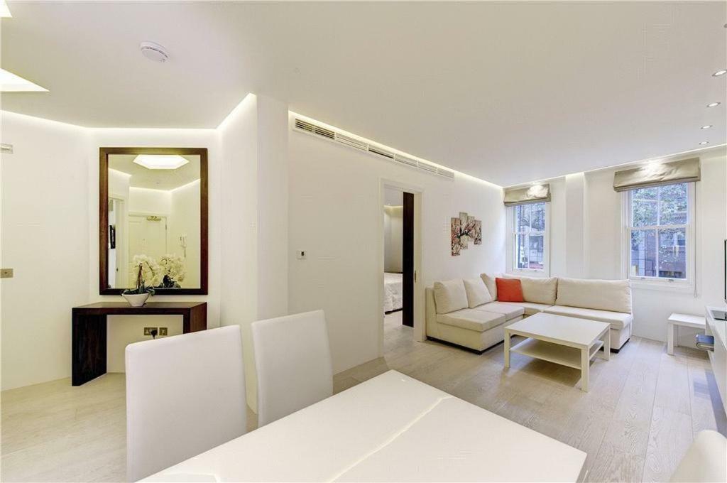 Heart Of Knightsbridge - Stunning Air Conditioned Apartment - 1 Minute Walk From Harrods Londra Dış mekan fotoğraf