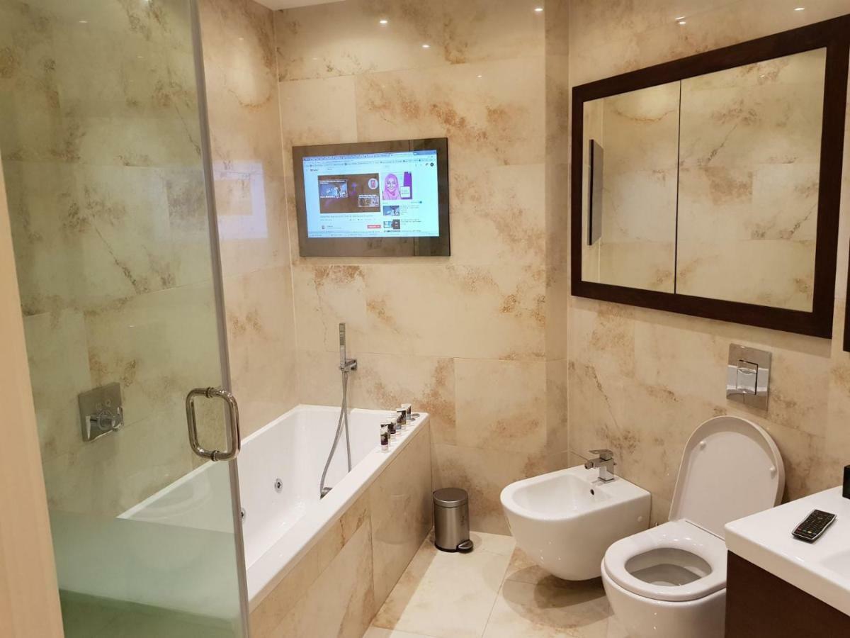 Heart Of Knightsbridge - Stunning Air Conditioned Apartment - 1 Minute Walk From Harrods Londra Dış mekan fotoğraf